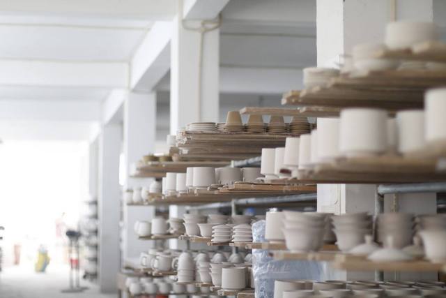 陶瓷胚體烘干，選用高溫烘干除濕機(jī)